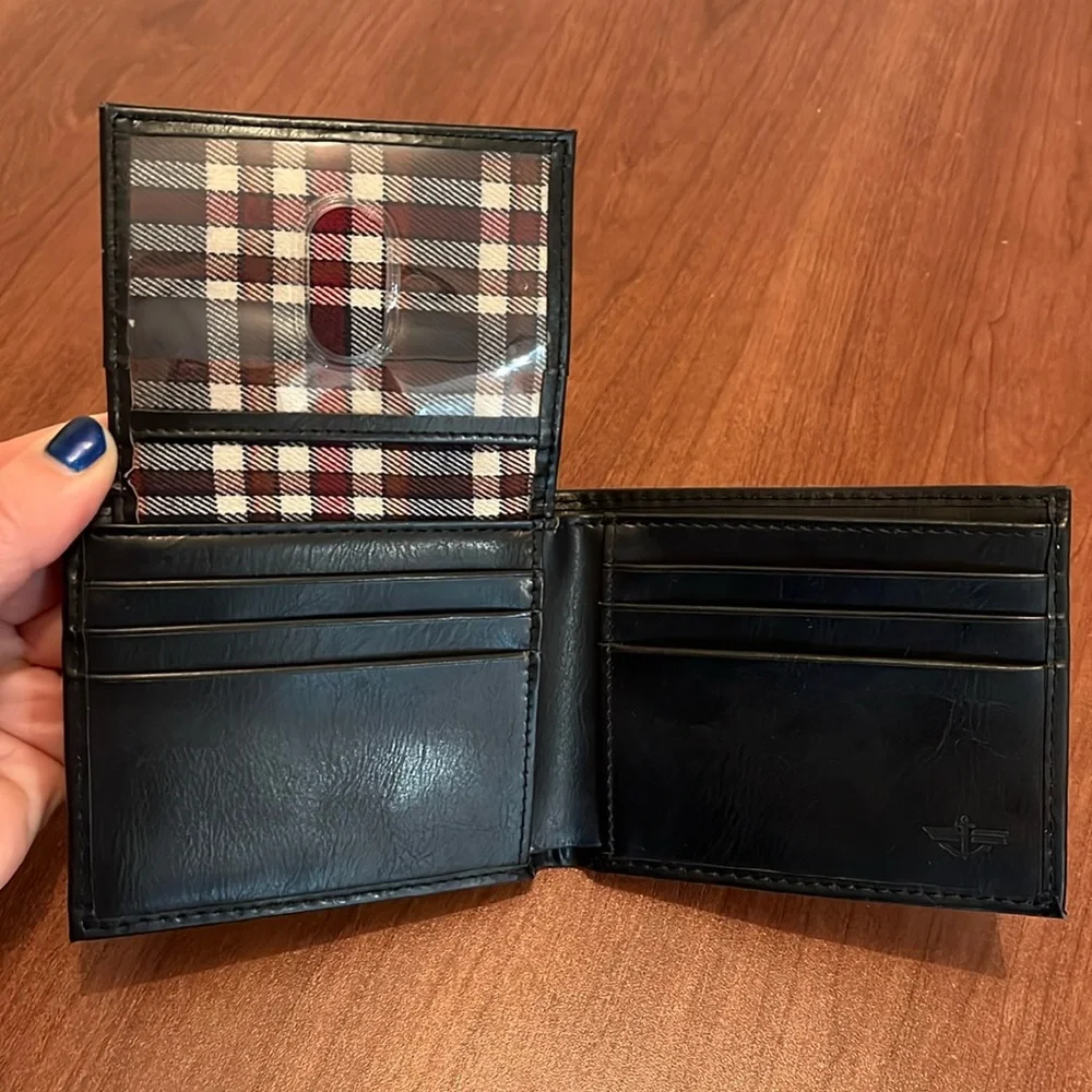 Dockers Black Leather Wallet